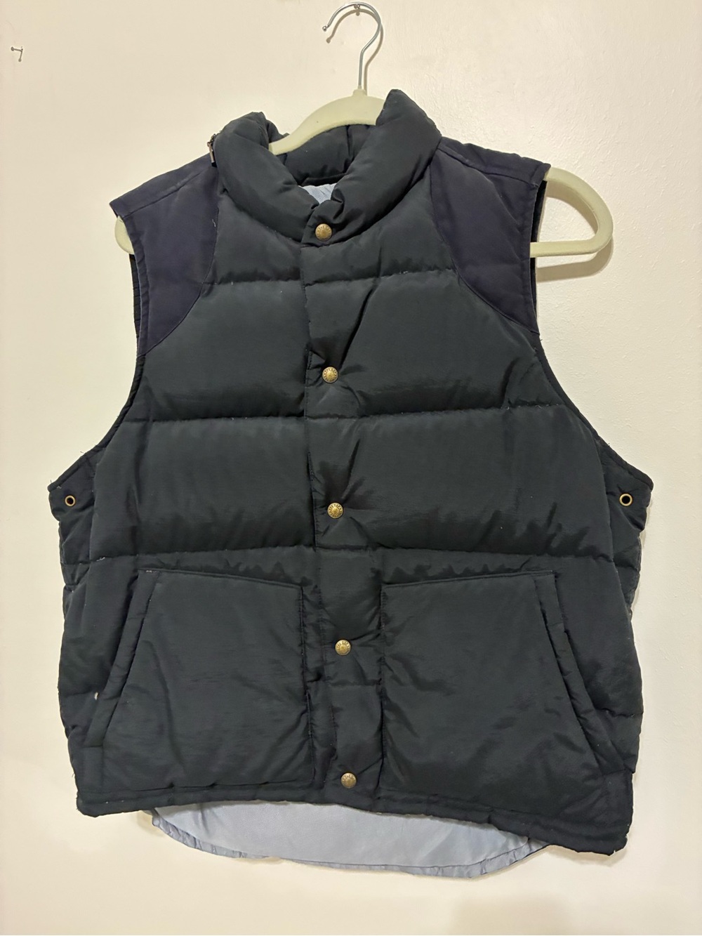 VINTAGE GAP Puffer Vest with Snap Front